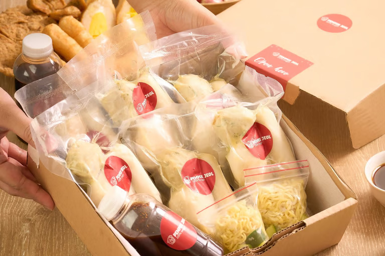 Paket hampers pempek dan batagor Jeol Food